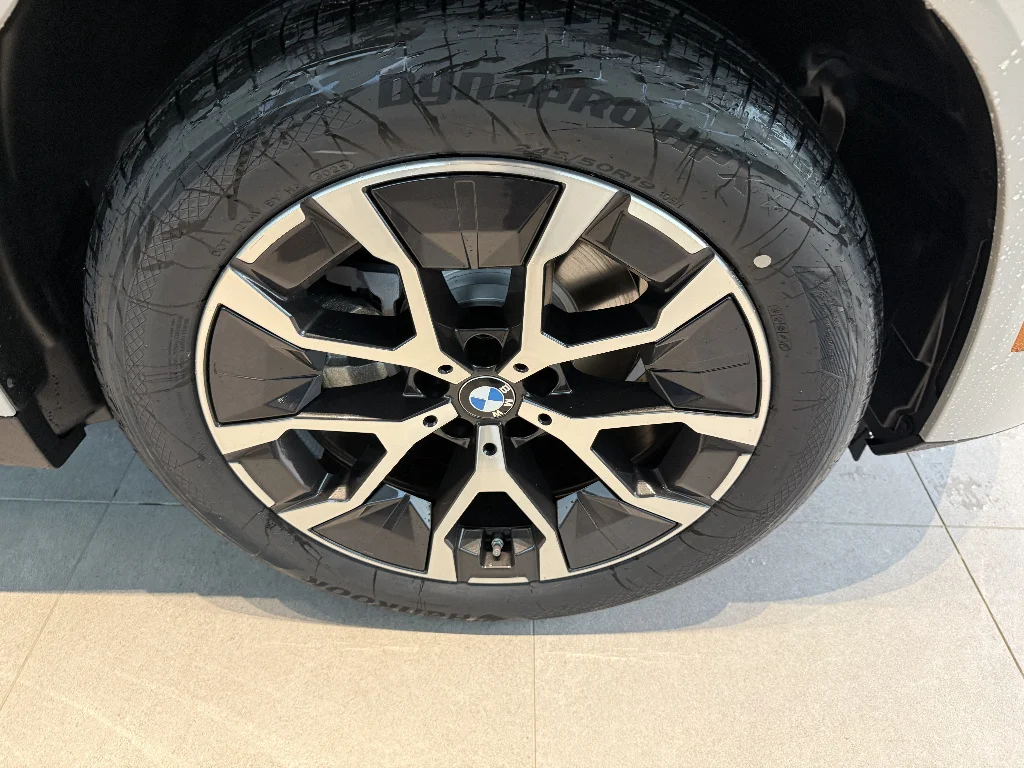 New 2026 Dune Grey Metallic BMW 30 xDrive image 8