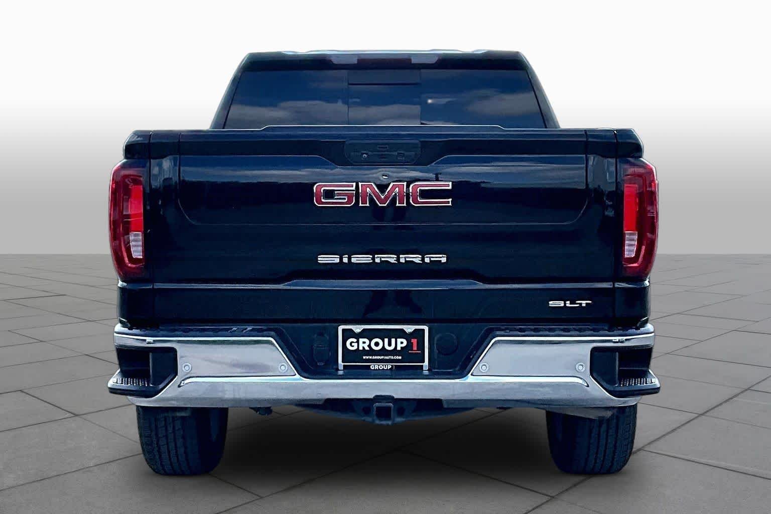 Used 2022 Onyx Black GMC SLT image 5