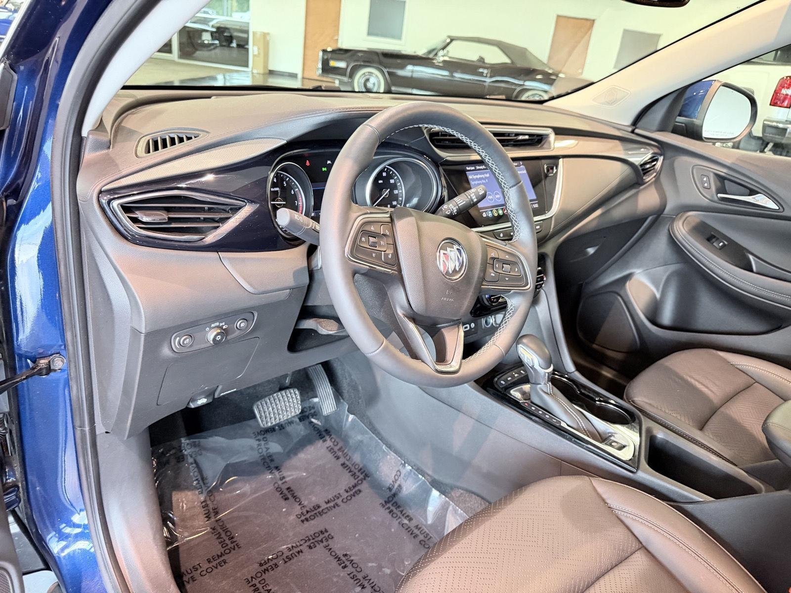Used 2023 Sapphire Metallic Buick Essence image 38