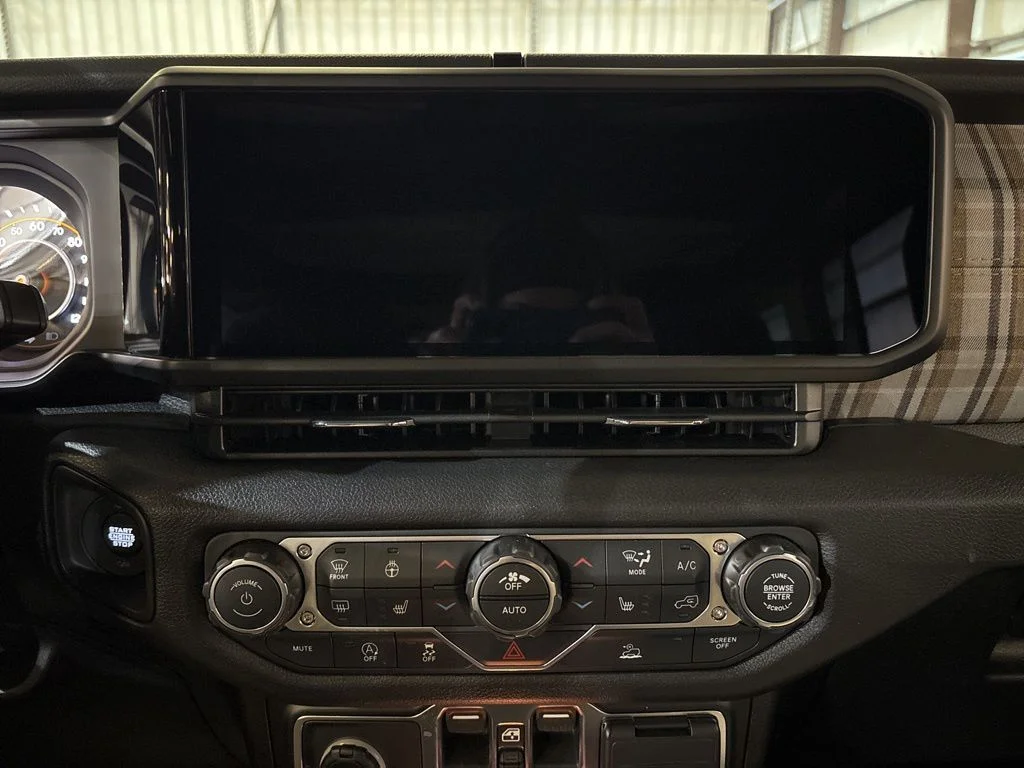 New 2026 Black Jeep 85th Anniversary Edition image 31