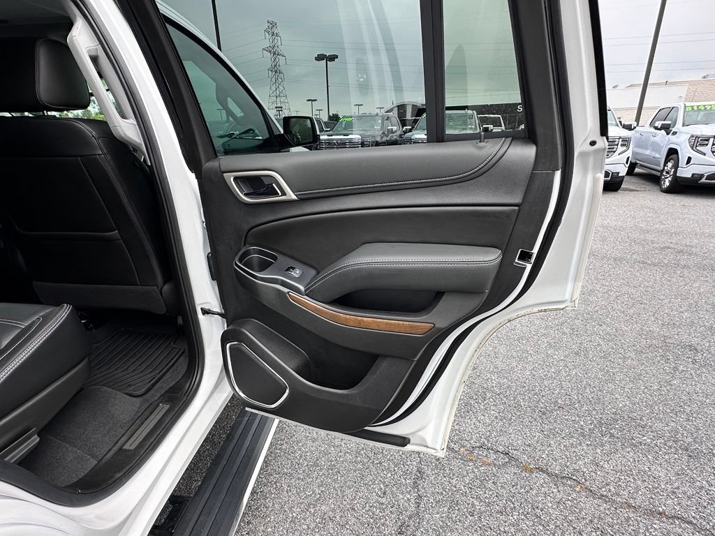 Used 2020 WHITE FROST TRICOAT GMC Denali image 19