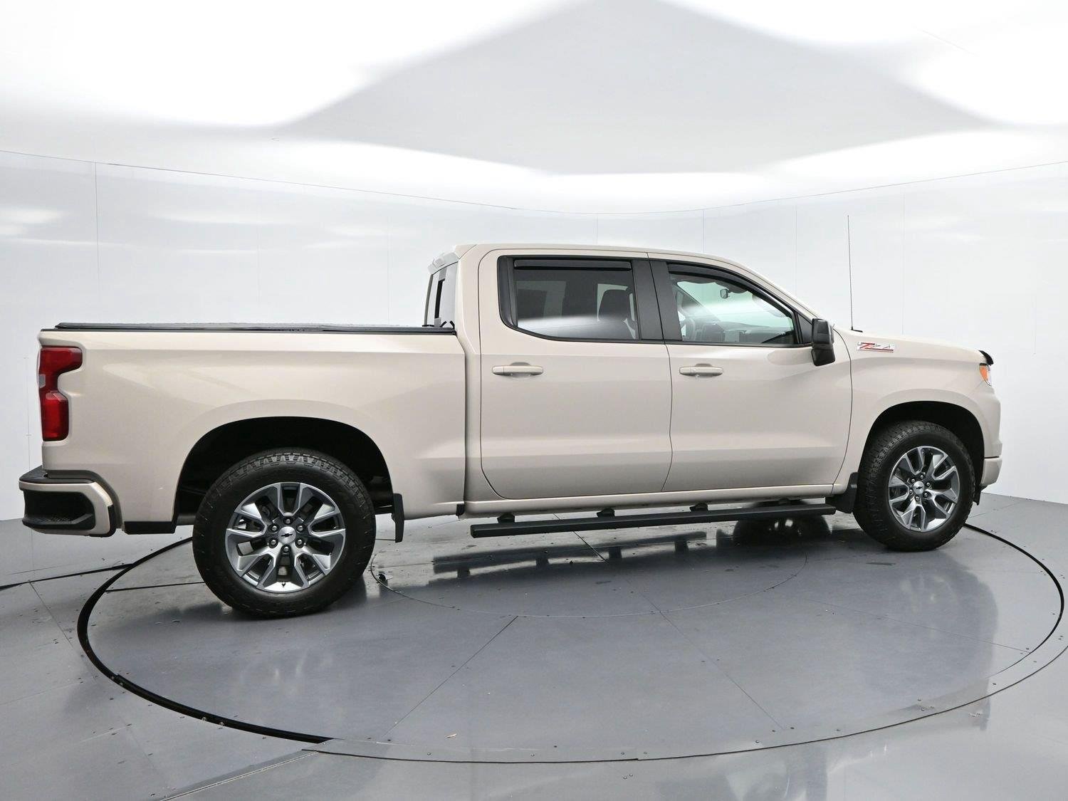 Used 2026 White Sands Chevrolet RST image 8