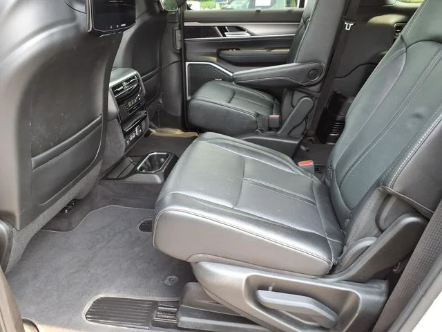 Used 2023 Silver Jeep Series II image 17