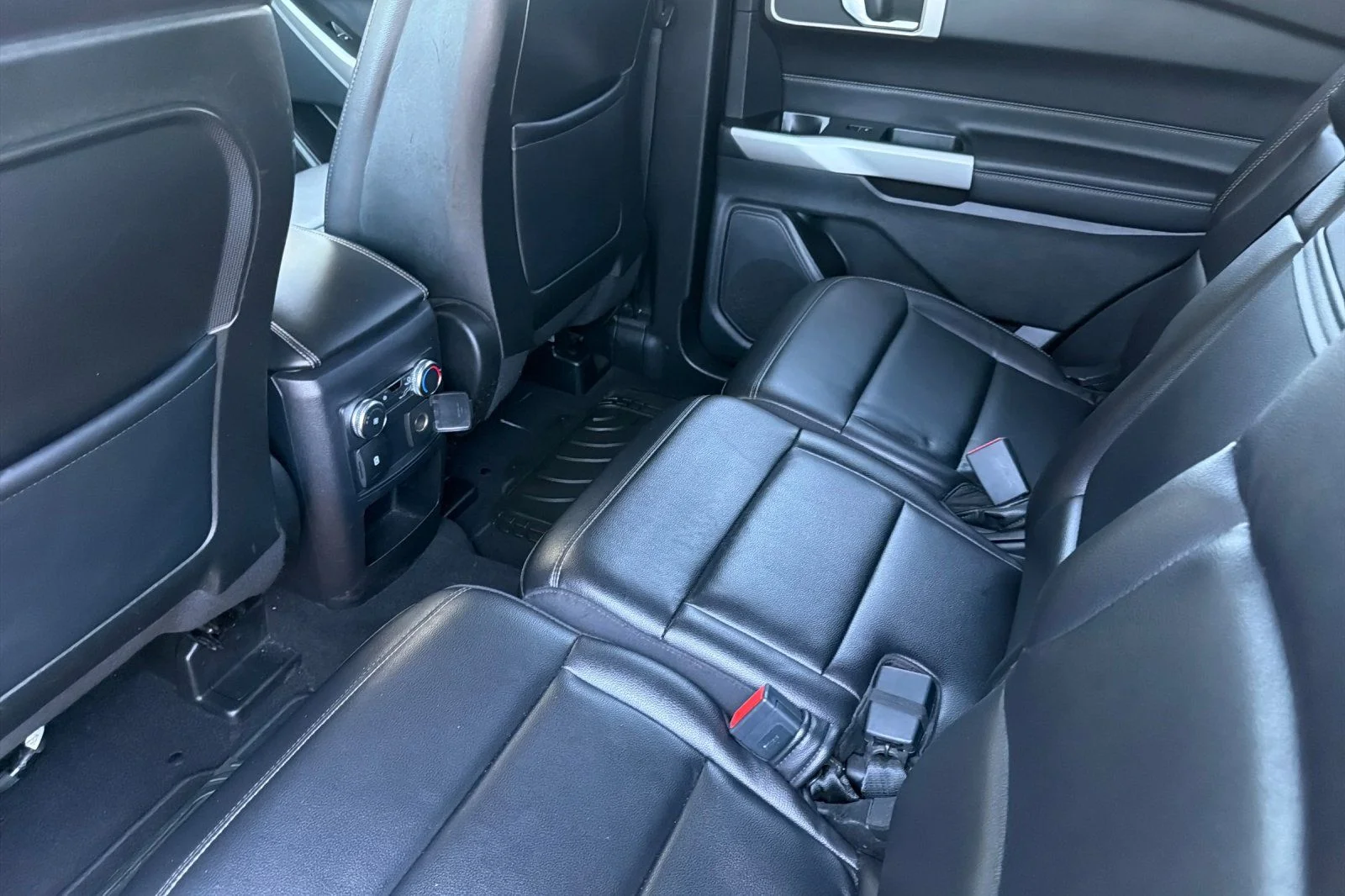 Used 2020 White Ford XLT image 16