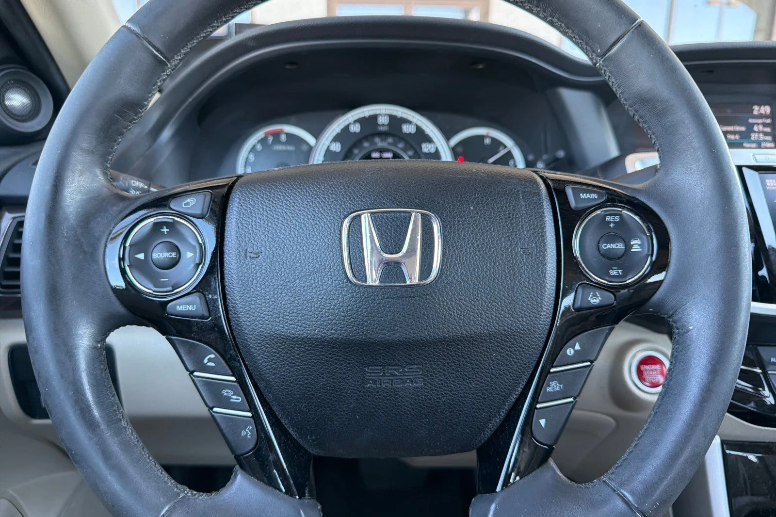 Used 2016  Honda EX-L image 28