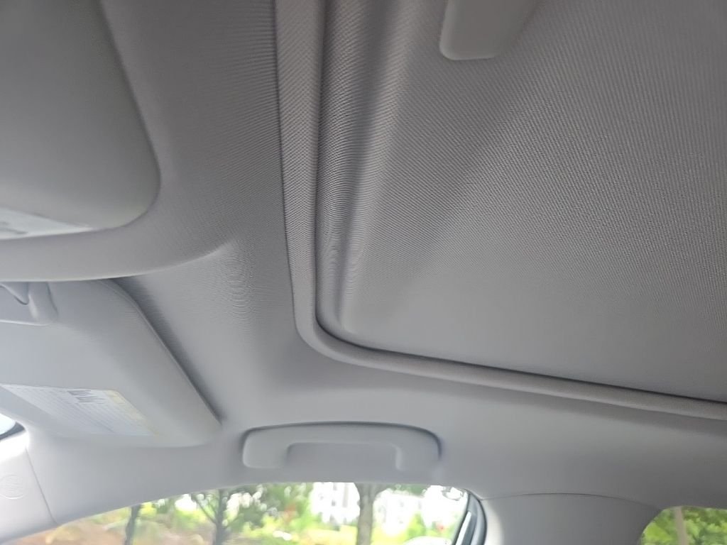 Used 2021 Black Toyota XLE image 10