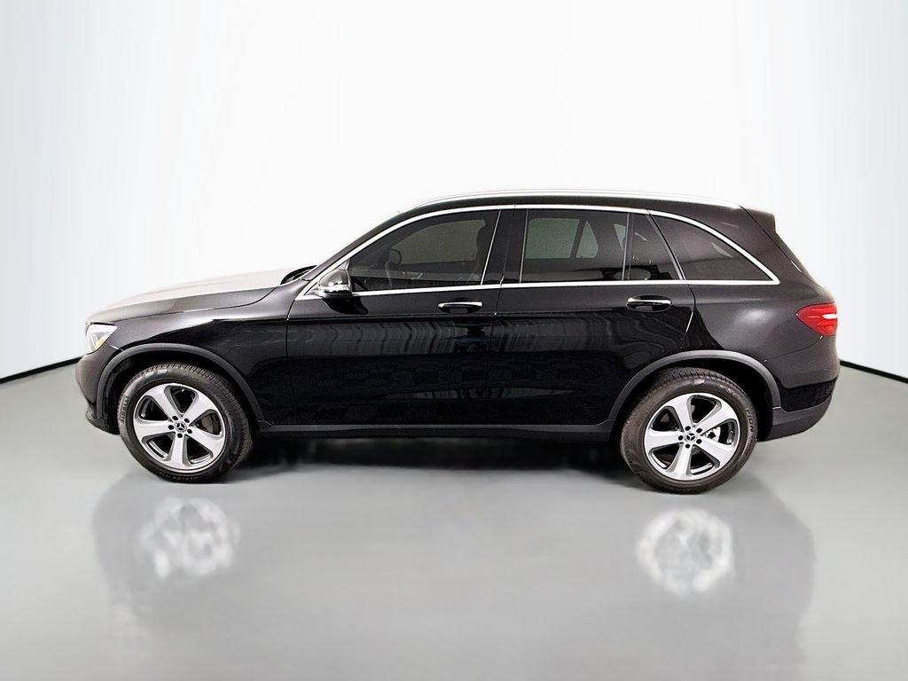 Used 2019  Mercedes-Benz GLC 300 image 4