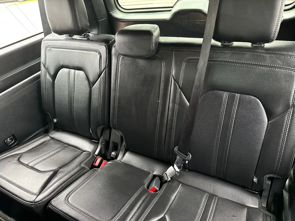 Used 2020 White Ford Limited image 21
