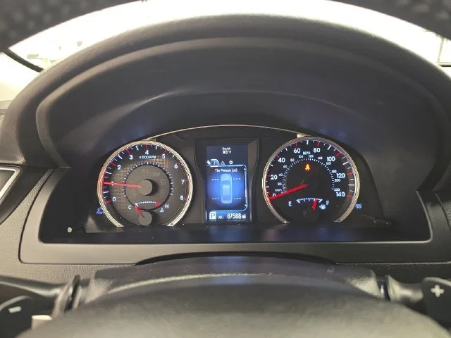 Used 2015 Predawn Gray Mica Toyota SE image 25