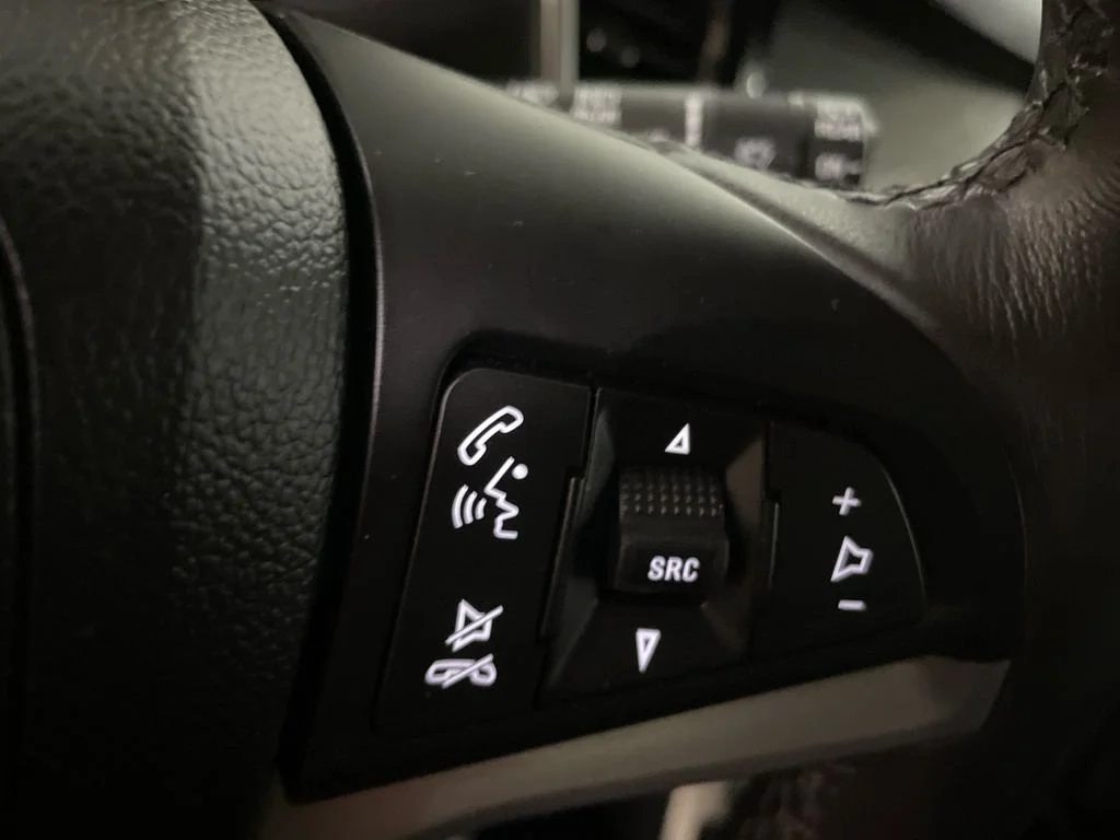 Used 2019 Summit White Chevrolet LT image 15