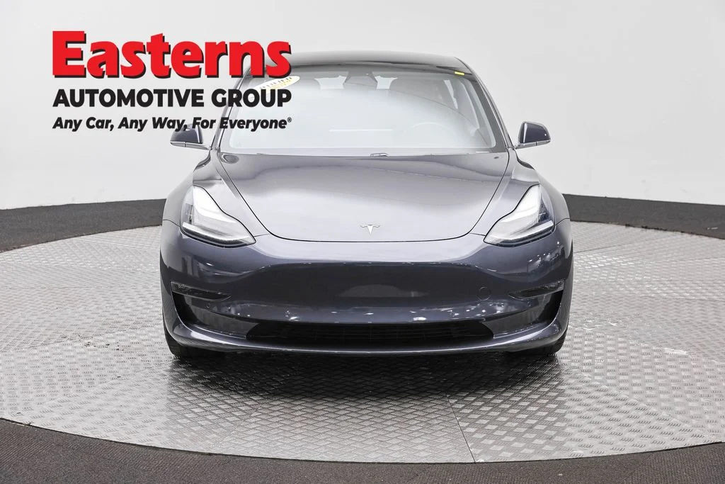 Used 2018 Gray Tesla Long Range image 2
