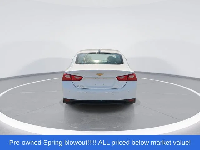 Used 2025 White Chevrolet LT image 7