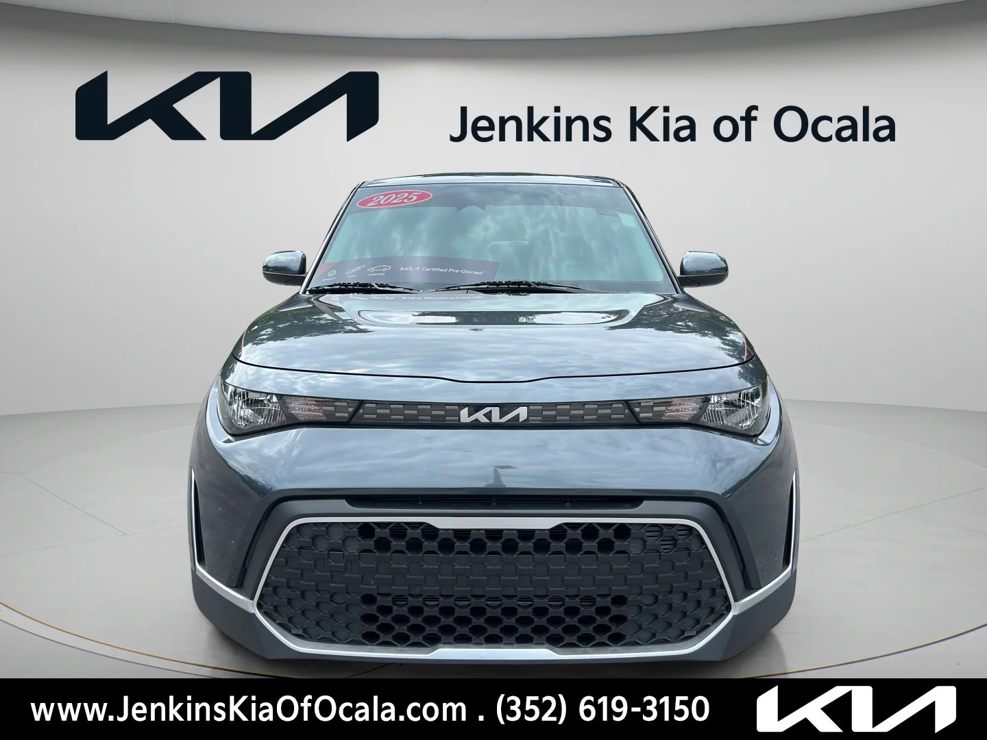 Used 2025 Gravity Gray Kia S image 8