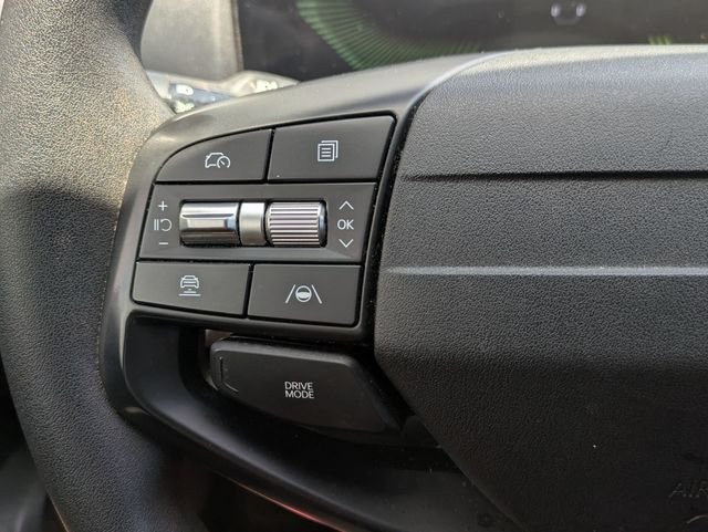 Used 2025 Gray Kia LXS image 19