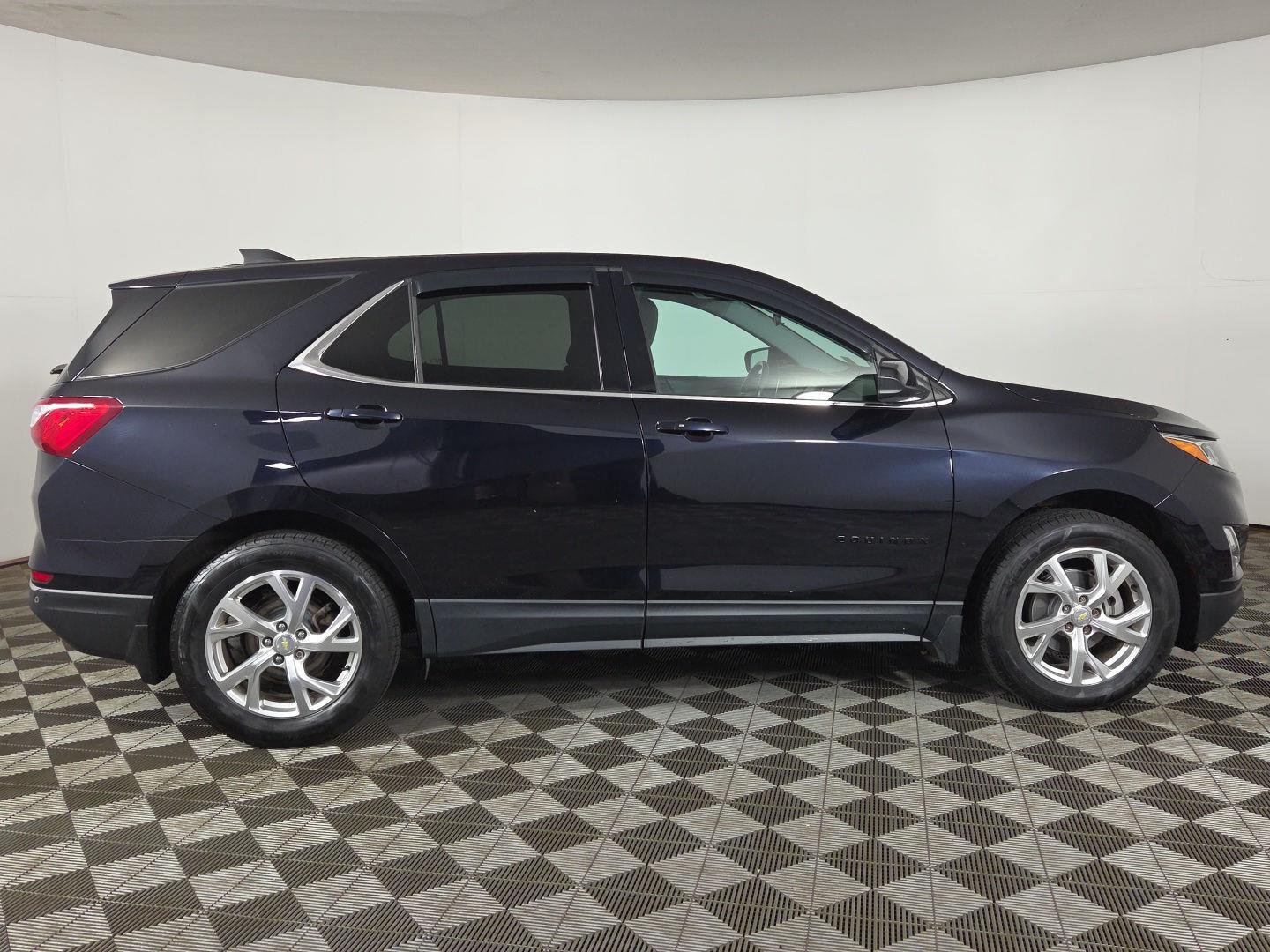 Used 2020 Midnight Blue Metallic Chevrolet LT image 7