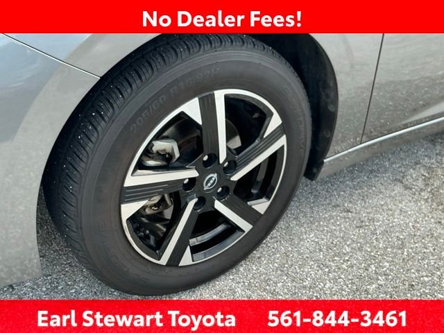 Used 2024 Gray Nissan SV image 41