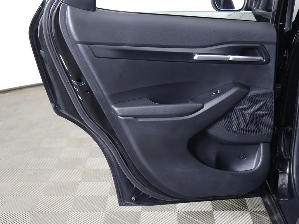 Used 2023 Black Kia LX image 22