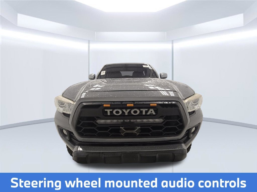 Used 2020 Gray Toyota SR5 image 14