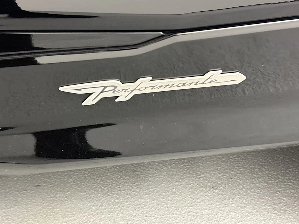 Used 2024  Lamborghini Performante image 27