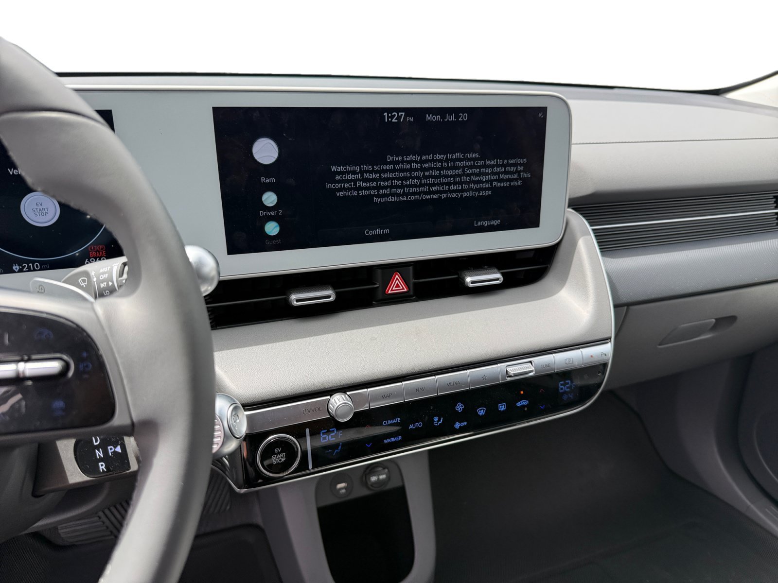 Certified Used 2024 Teal Hyundai SE image 12