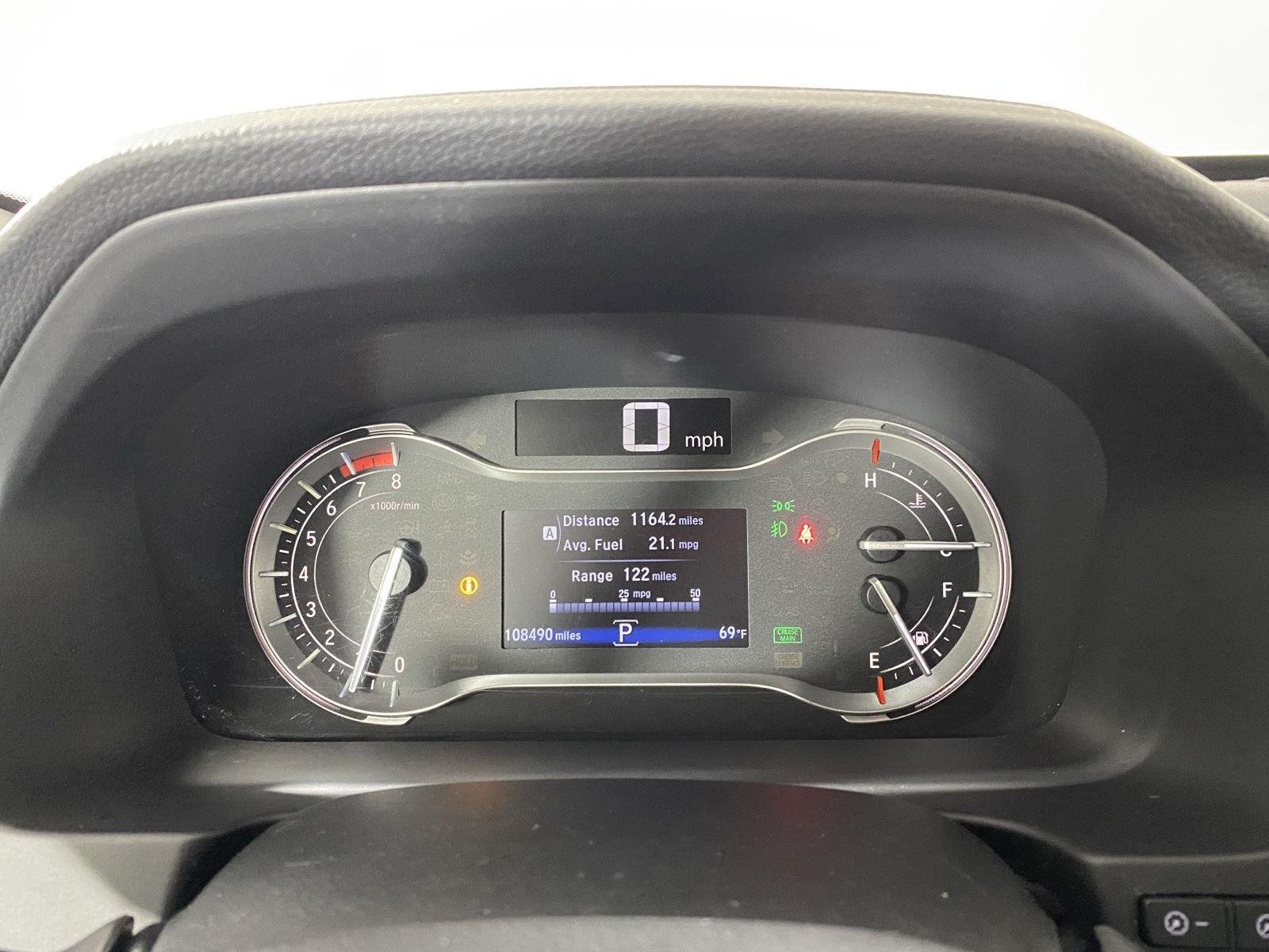 Used 2019 Forest Mist Metallic Honda RTL image 28
