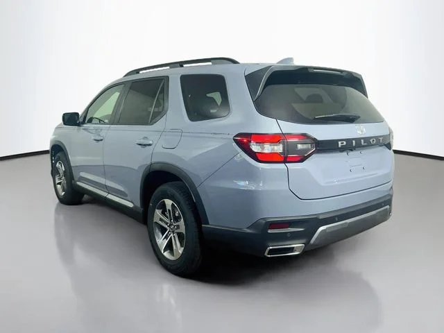 New 2026 Sonic Gray Pearl Honda EX-L image 6