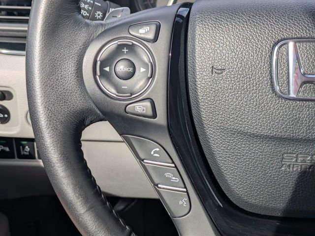 Used 2017 Gray Honda Touring image 29
