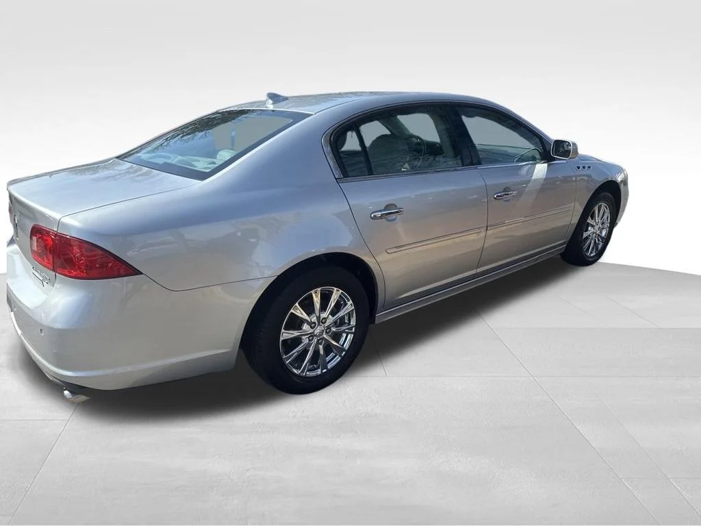 Used 2010 Silver Buick CXL Premium image 14
