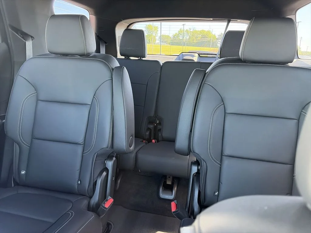 Used 2023 White Chevrolet LT Leather image 23