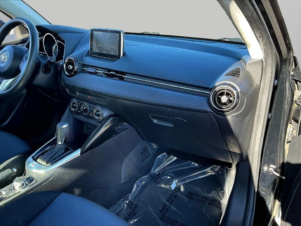 Used 2017 Stealth Toyota Base image 28