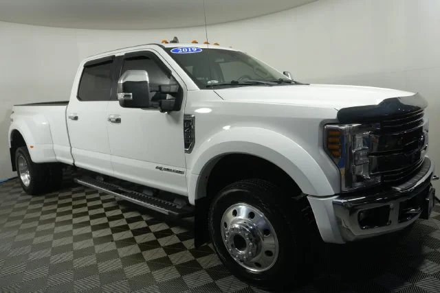 Used 2019 Ford F-450 Super Duty Lariat with VIN 1FT8W4DT1KEE12026 for sale in Kansas City