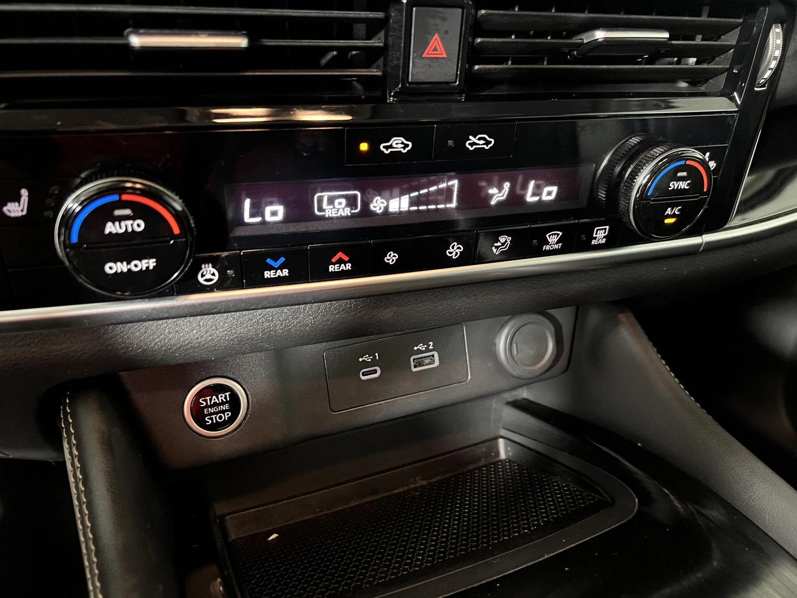 Used 2022 Boulder Gray Pearl Nissan SL image 22