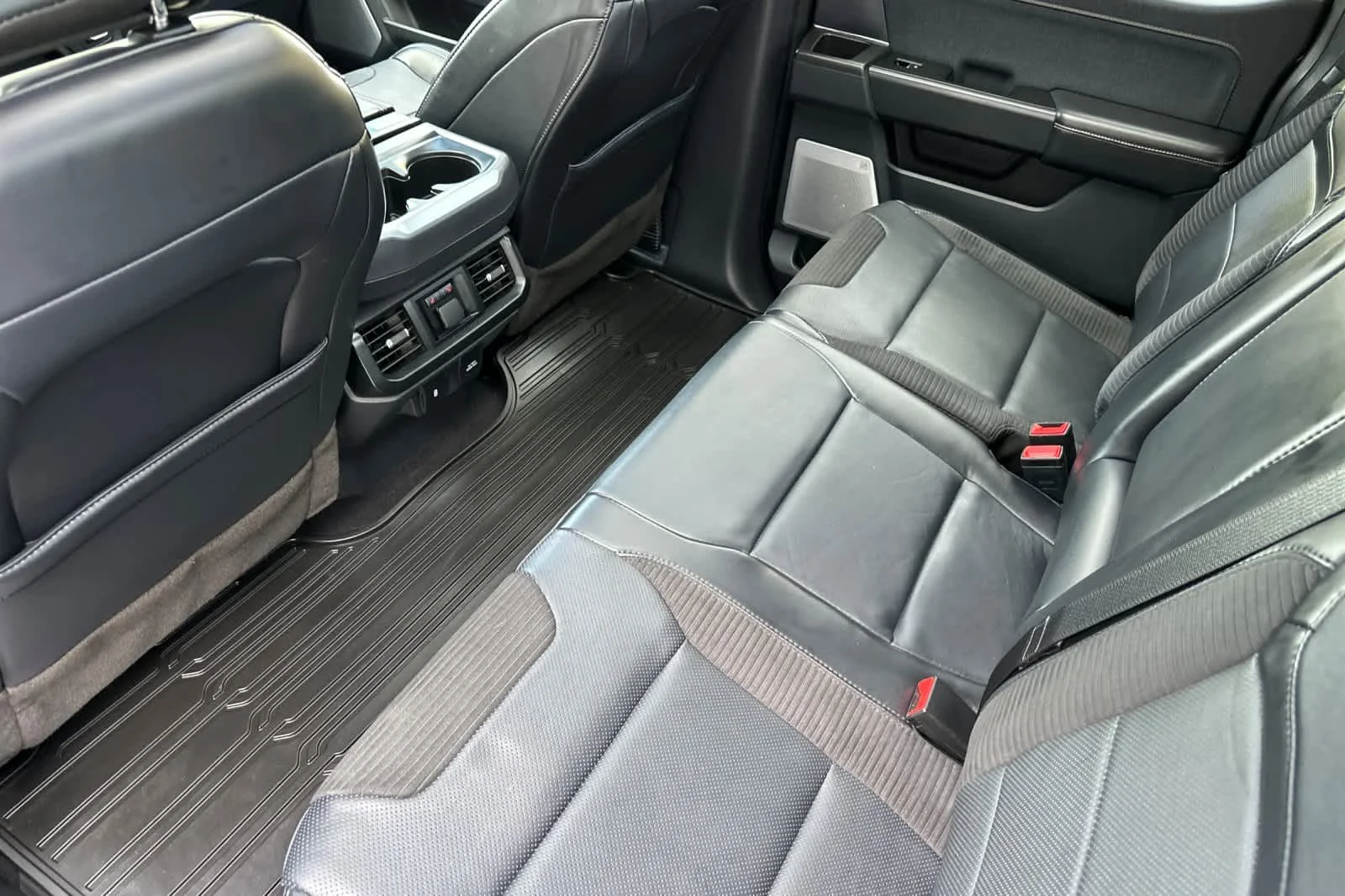 Certified Used 2023 Agate Black Metallic Ford Raptor image 4