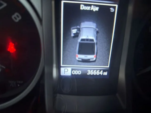 Used 2023 White Toyota SR5 image 13