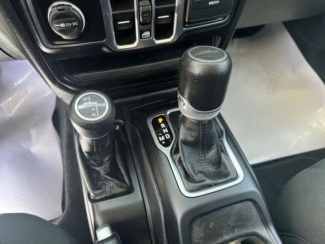 Used 2021 White Jeep Willys image 17