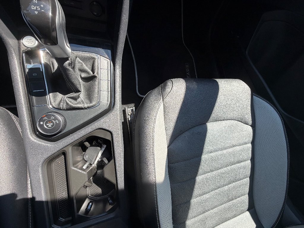 Used 2023 Pure White Volkswagen SEL image 21