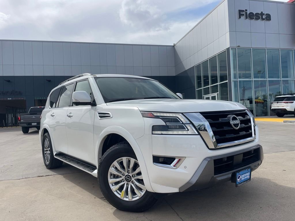 Used 2023 White Nissan SL image 1