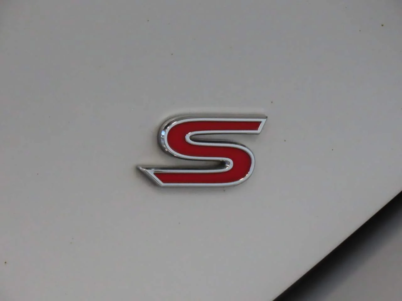 Used 2016 Classic Silver Metallic Toyota S Plus image 6