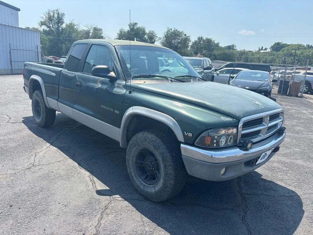 2000 Dodge Dakota SLT 4X4 CLUB CAB's photo