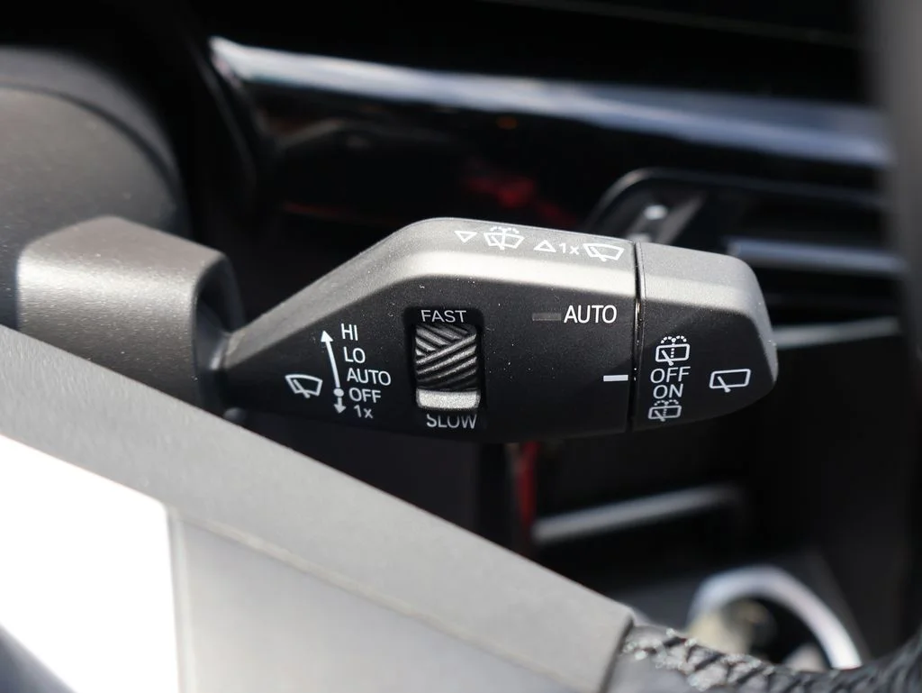 2025 BMW X1 28i - Photo 44