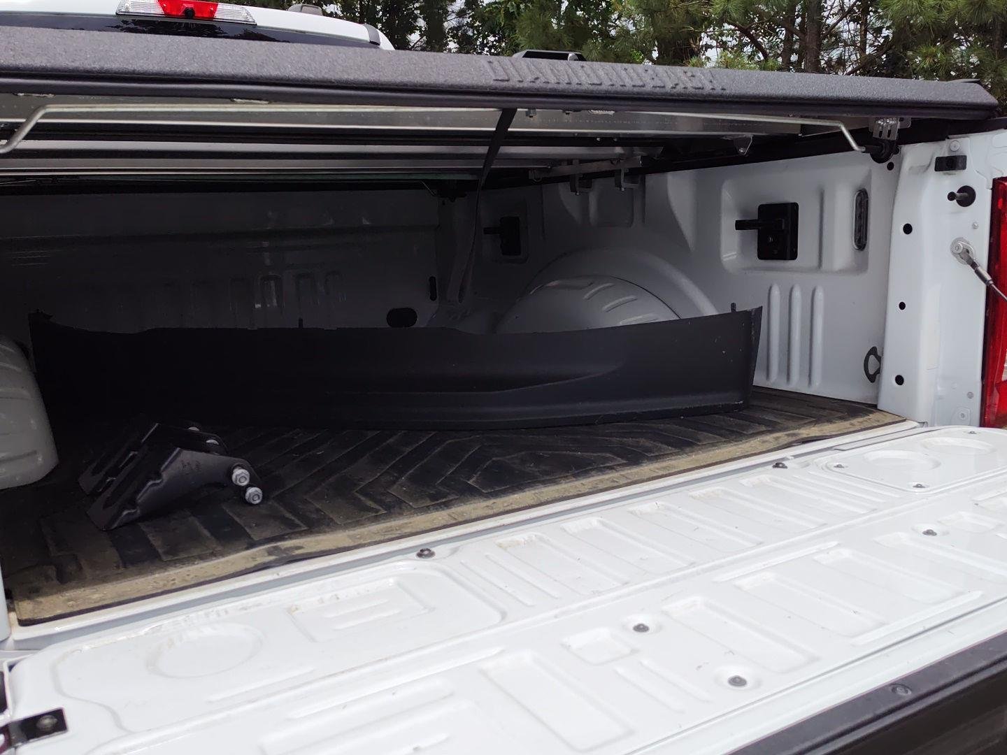 Used 2023 Oxford White Ford LARIAT image 5