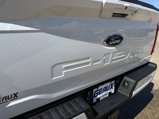 Used 2023 White Ford XLT image 21