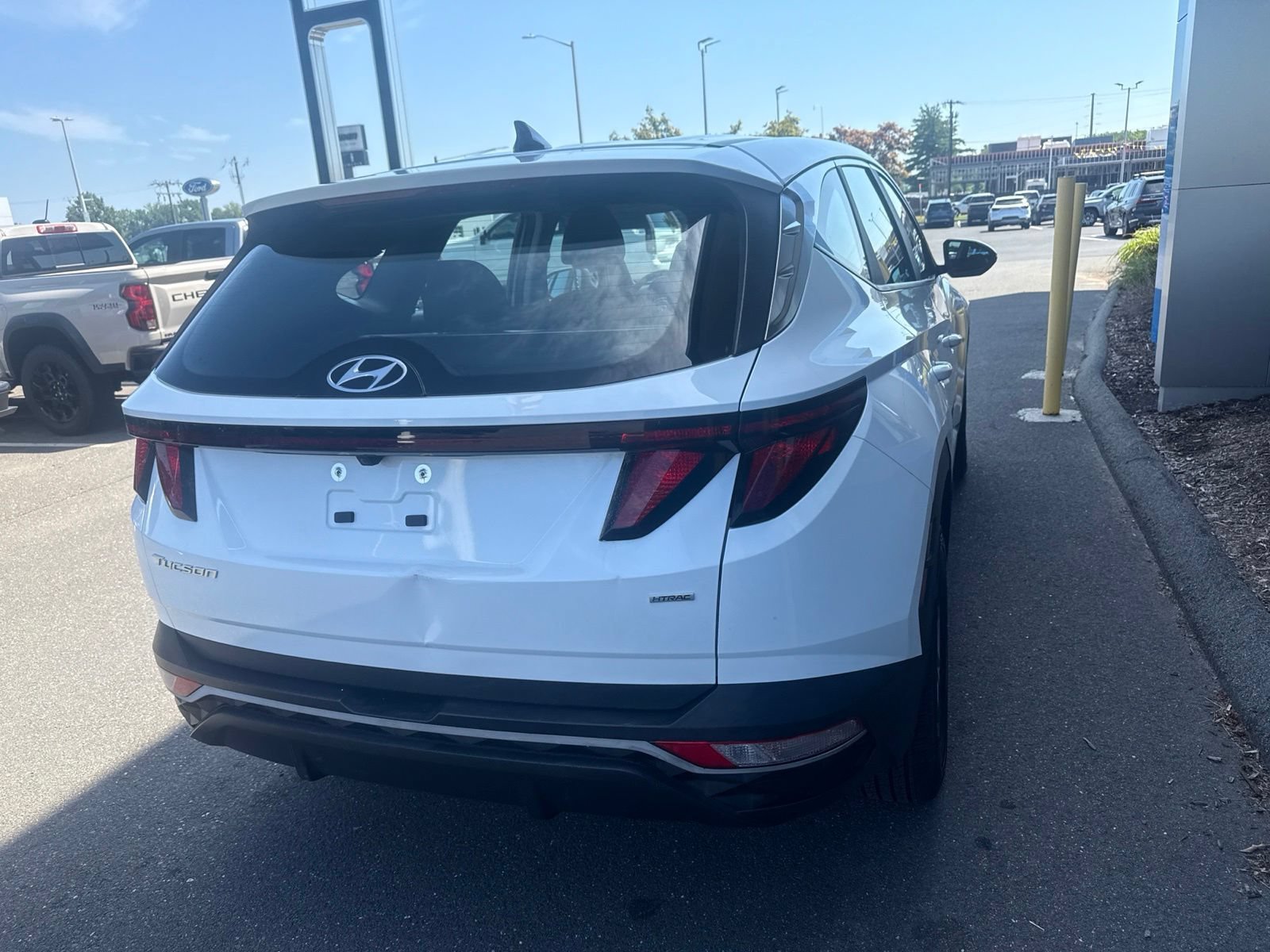 Used 2022 Quartz White [white] Hyundai SE image 5