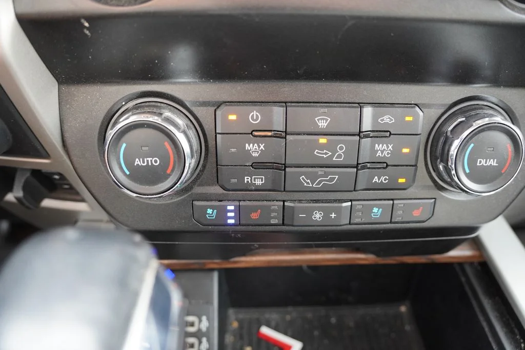 Used 2020 Red Ford Lariat image 6