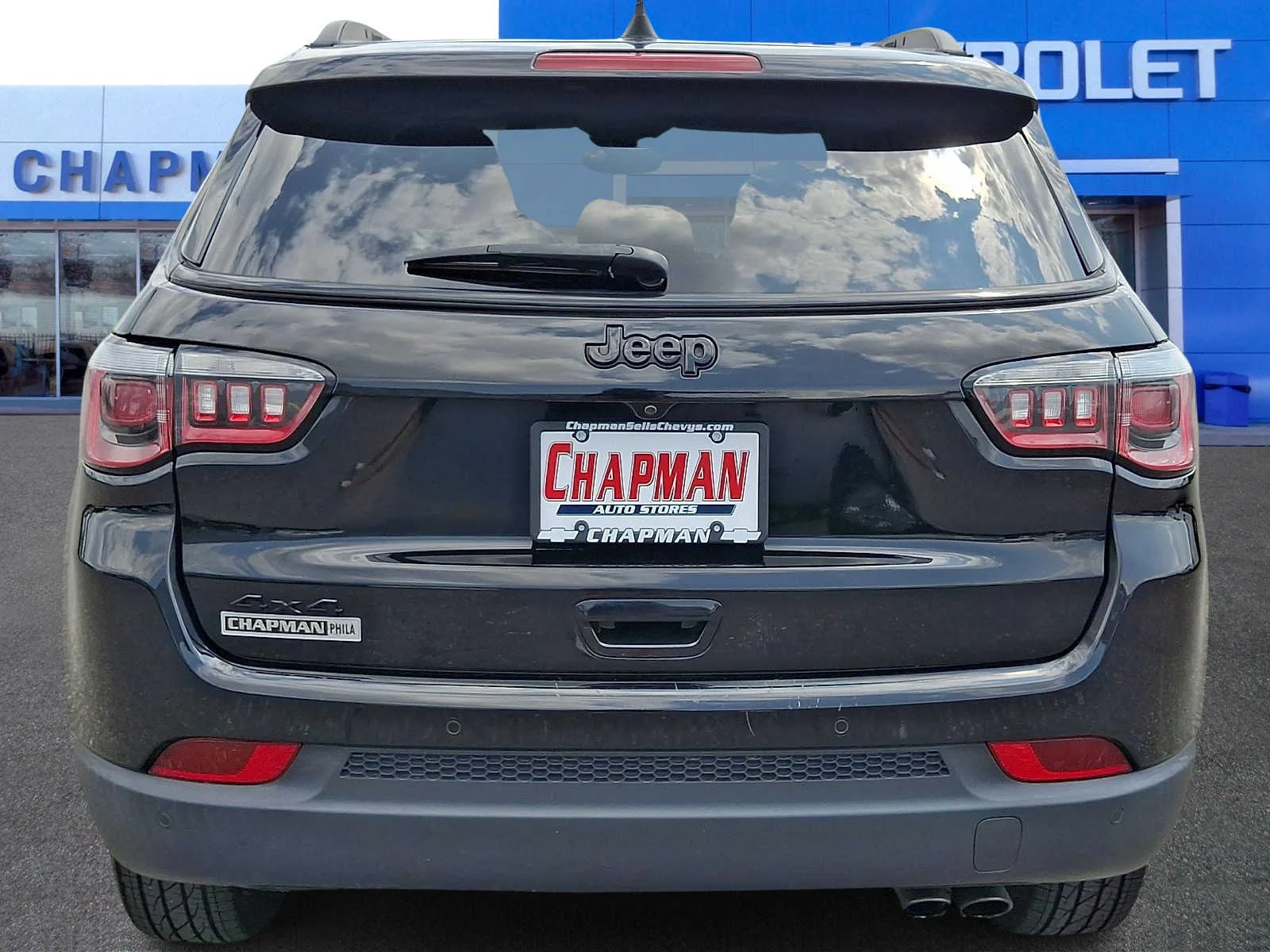 Used 2018 Black Jeep Altitude 4x4 image 5