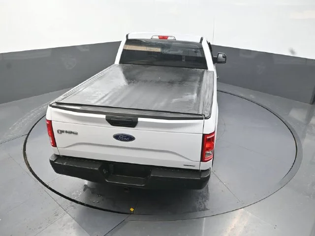 Used 2016 White Ford XL image 24