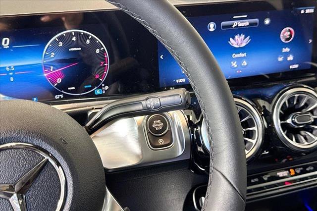 New 2026 Mountain Grey Metallic Mercedes-Benz GLB 250 image 45
