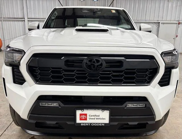 Certified Used 2025 ICE CAP Toyota  image 2