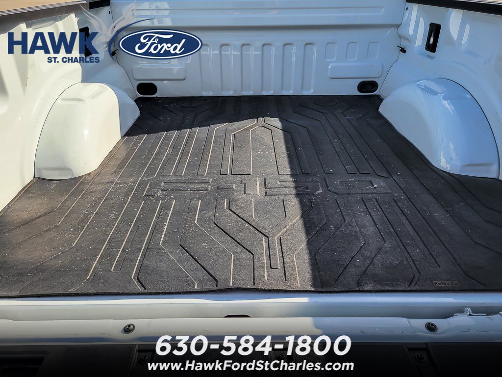 Used 2023 Oxford White Ford XLT image 19
