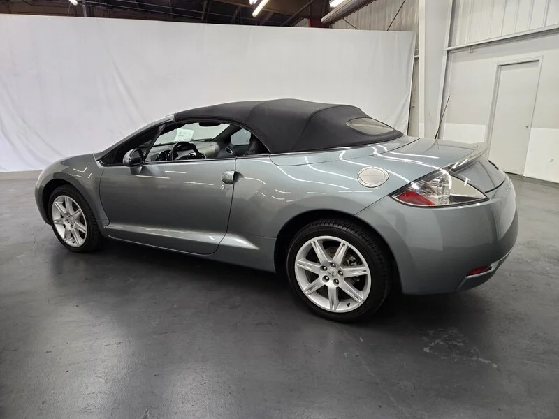 Used 2007  Mitsubishi GT image 3